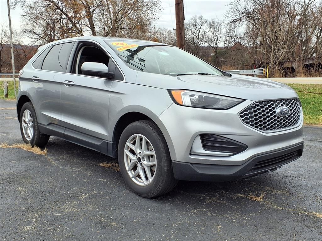 2024 FORD Edge