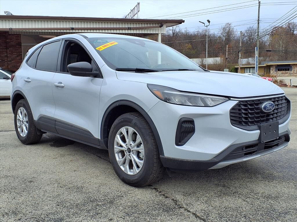 2025 FORD Escape