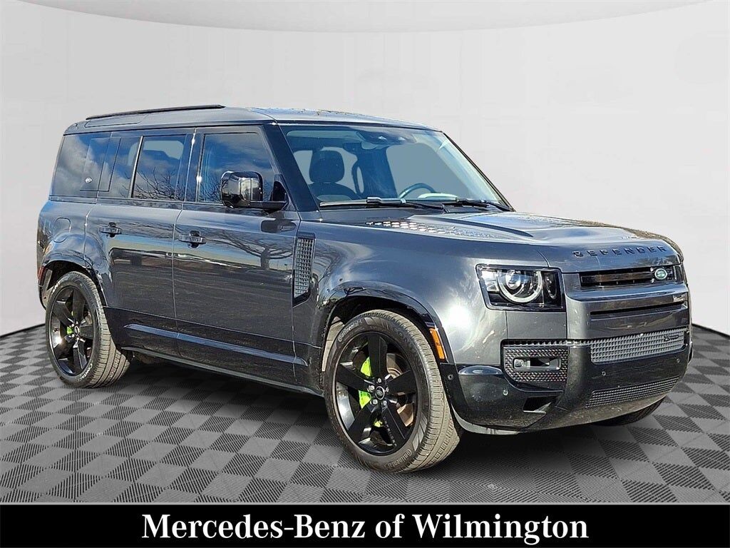 2023 LAND ROVER Defender