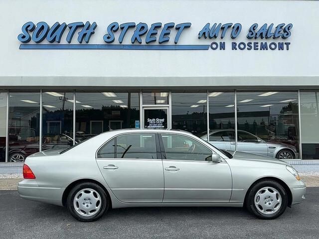 Lexus LS
