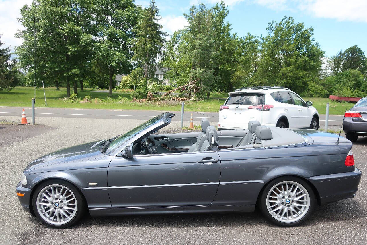 2003 BMW 3 Series