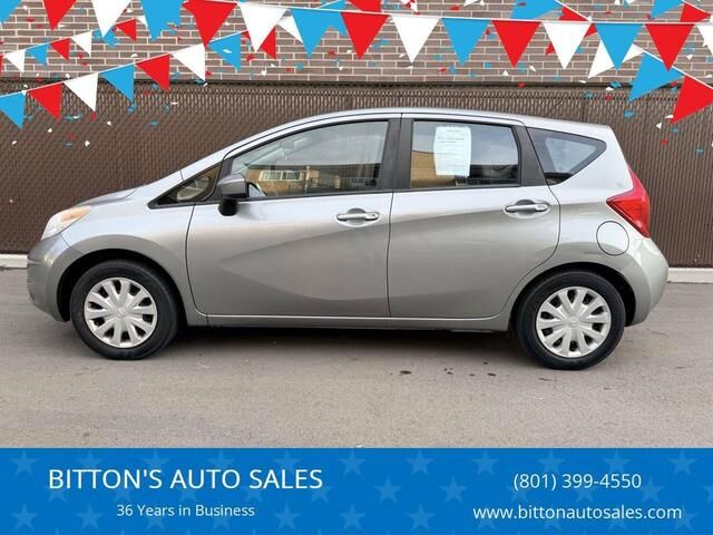 2015 NISSAN Versa