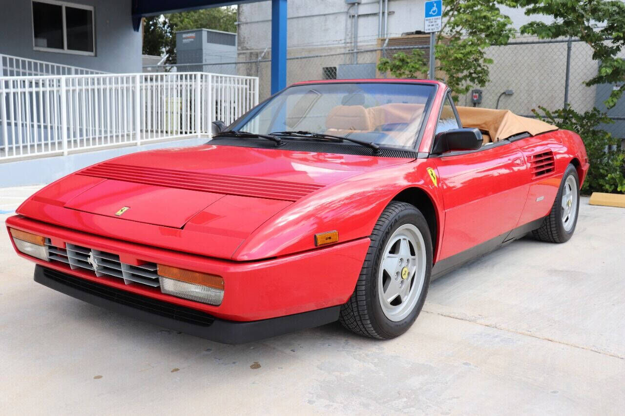 1989 FERRARI Mondial T