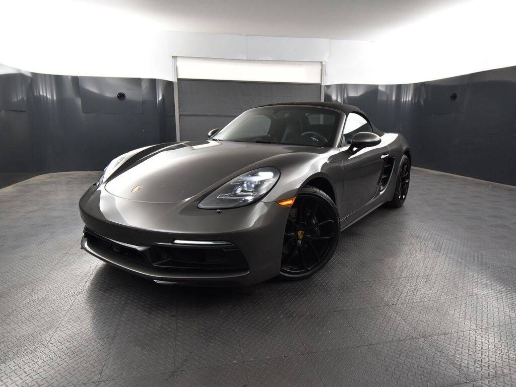 2025 PORSCHE 718