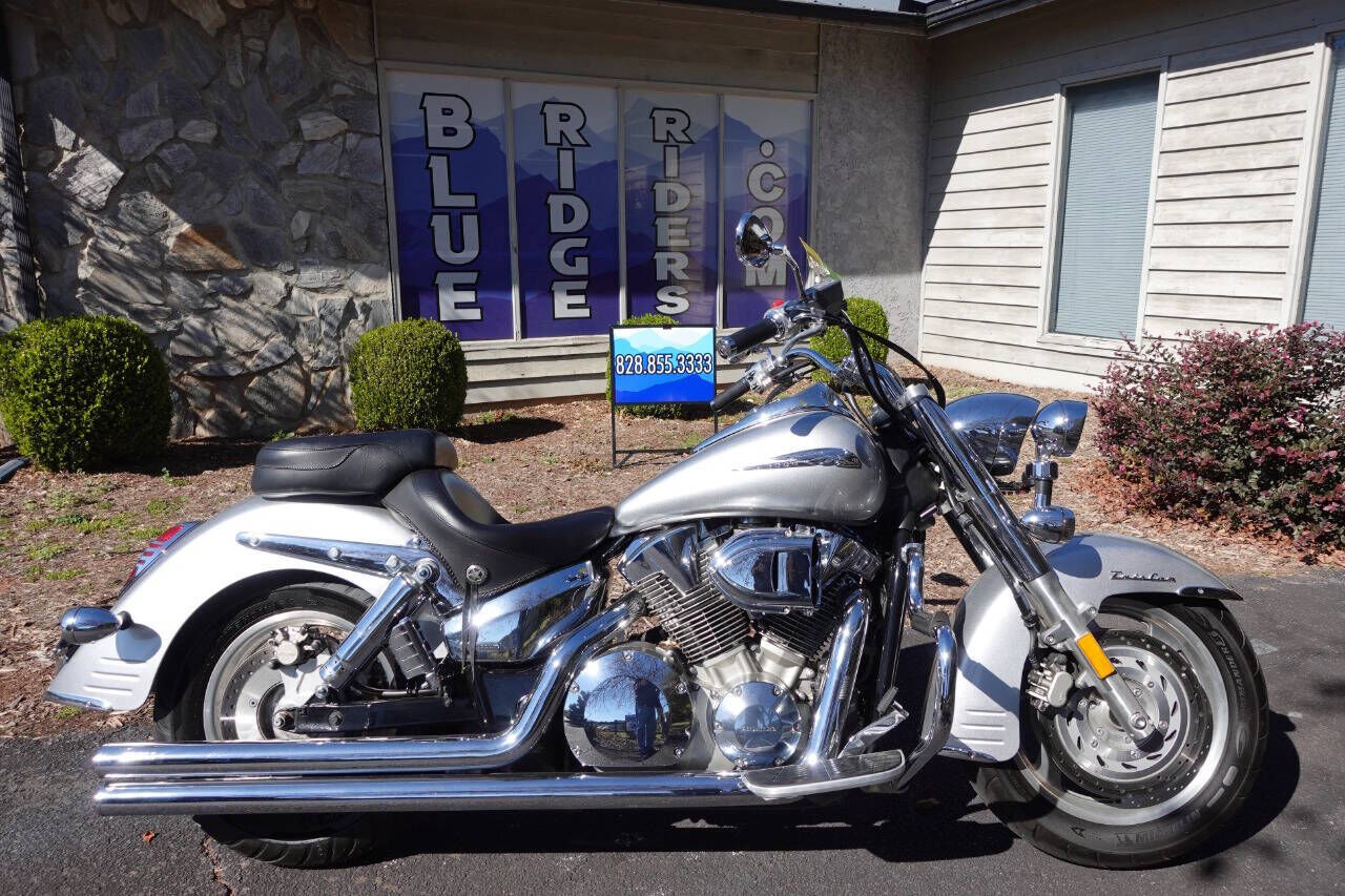 Honda VTX1300R