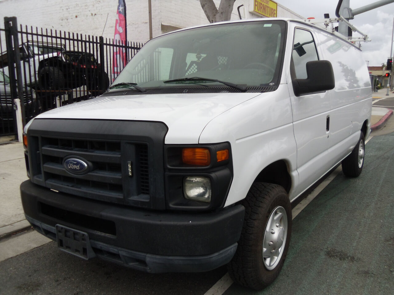 2013 FORD E-150
