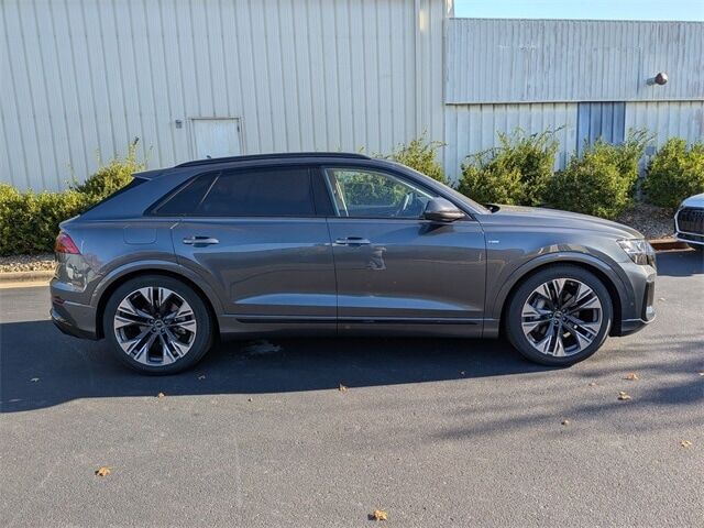 2026 Audi Q8