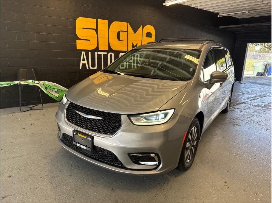 2021 CHRYSLER Pacifica