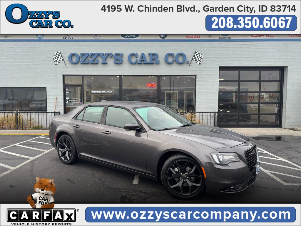 2023 CHRYSLER 300