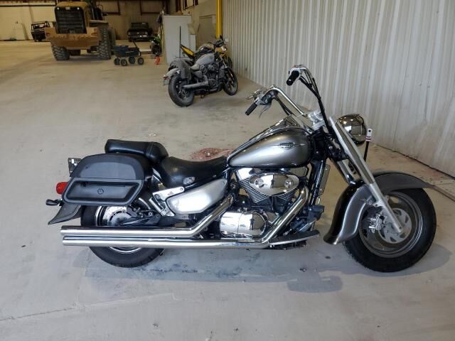 Suzuki VL1500 / VL1500T