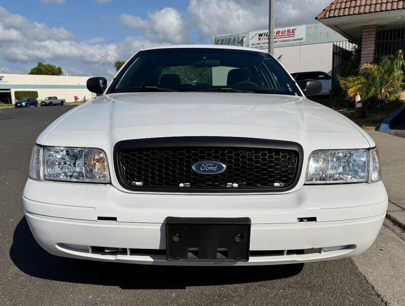 Ford Crown Victoria