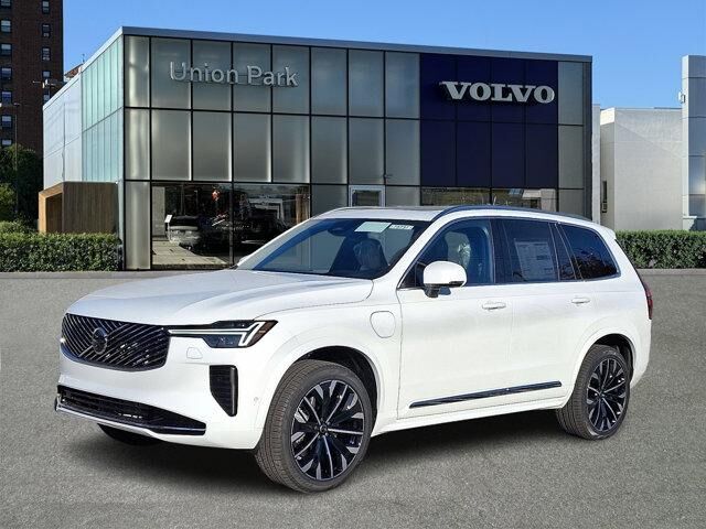 2026 VOLVO XC90