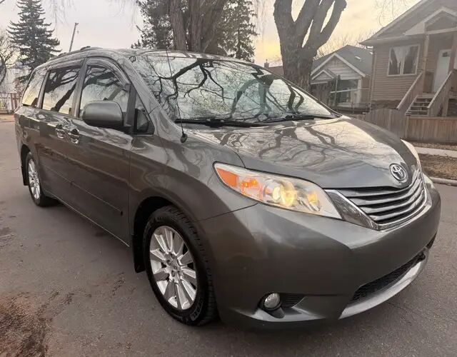 Toyota Sienna
