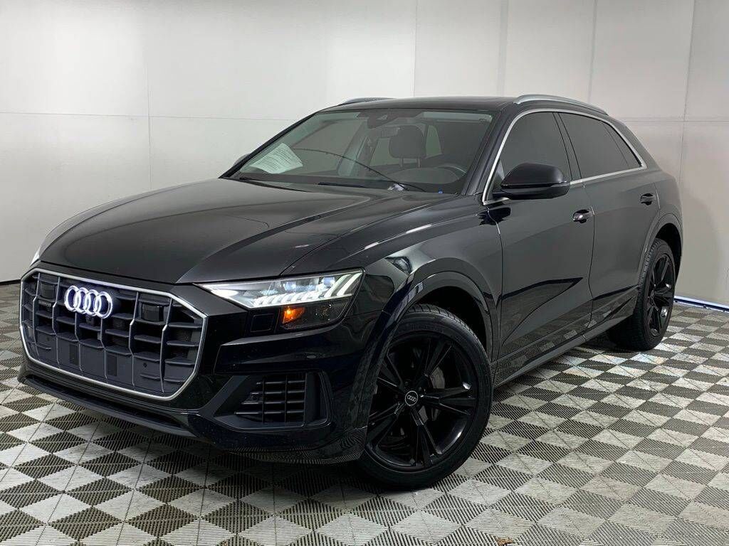 2023 AUDI Q8