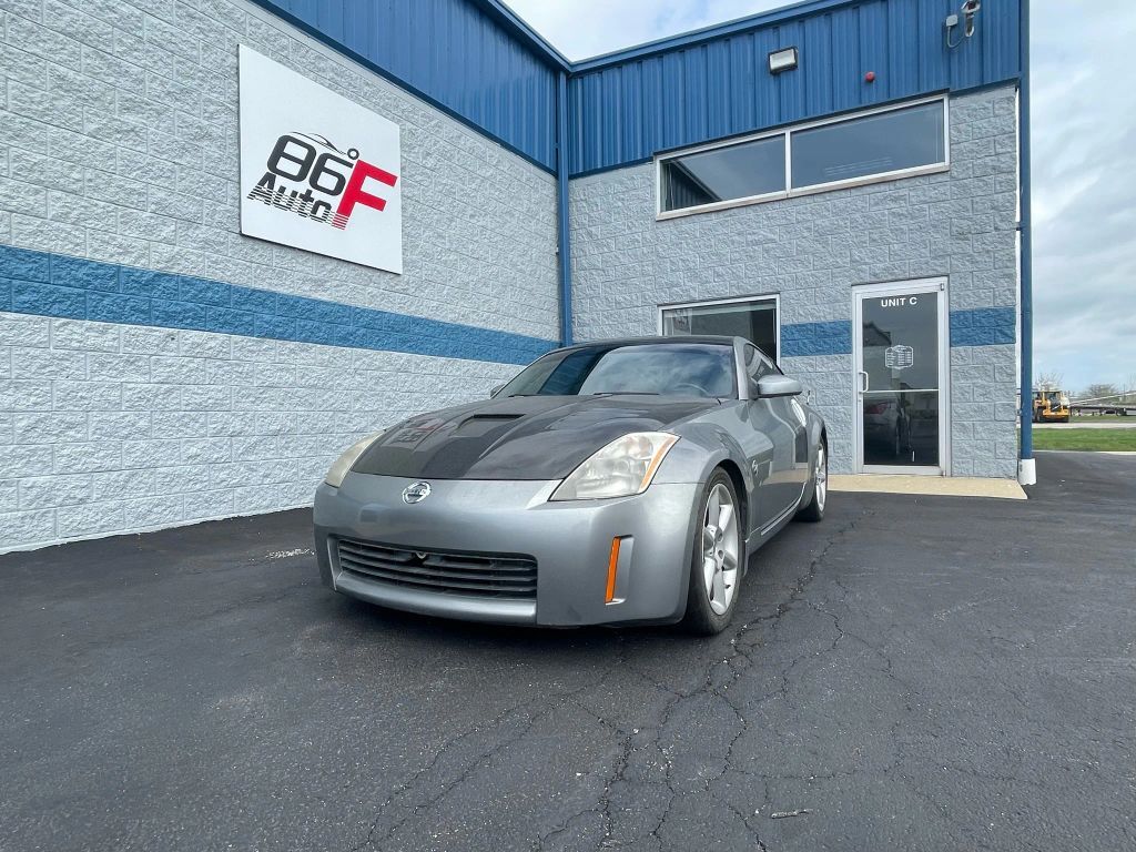 2004 NISSAN 350Z
