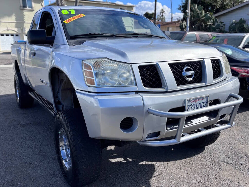 Nissan Titan