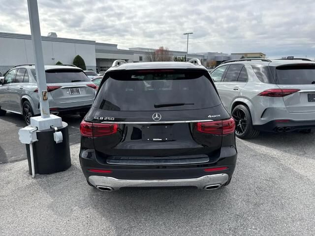 2026 Mercedes-Benz GLB-Class