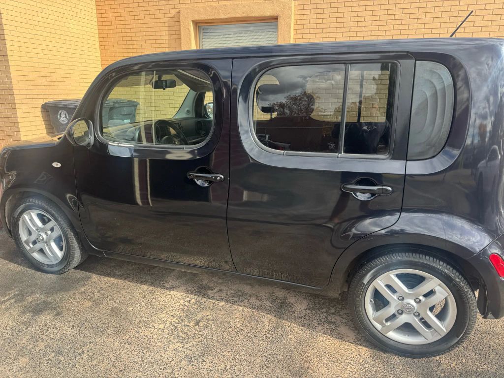 2014 NISSAN Cube