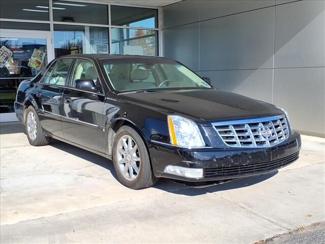 2010 CADILLAC DTS