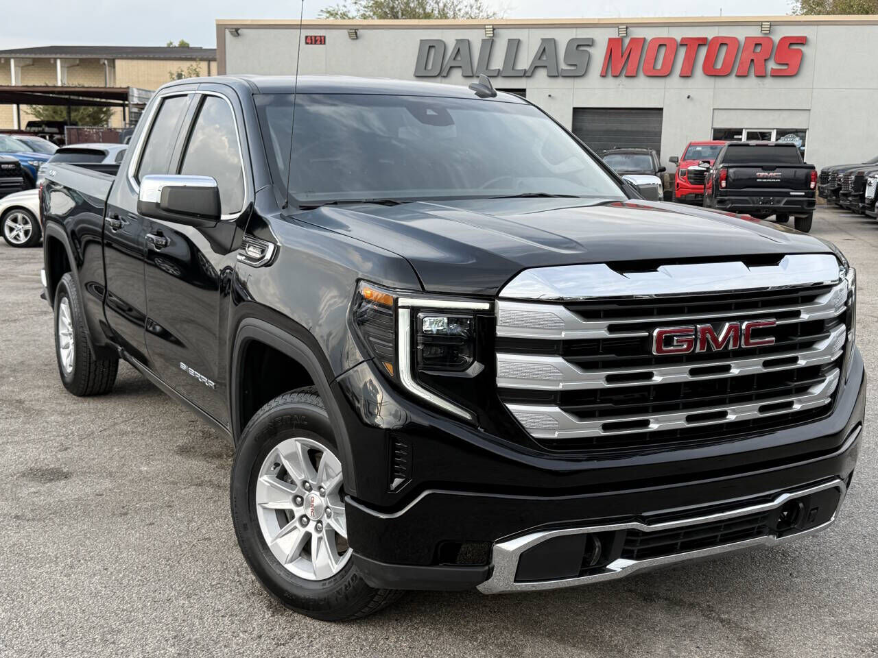 2023 GMC Sierra