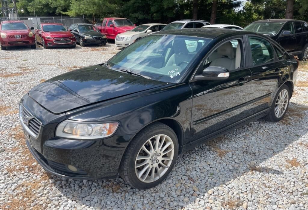 2010 VOLVO S40