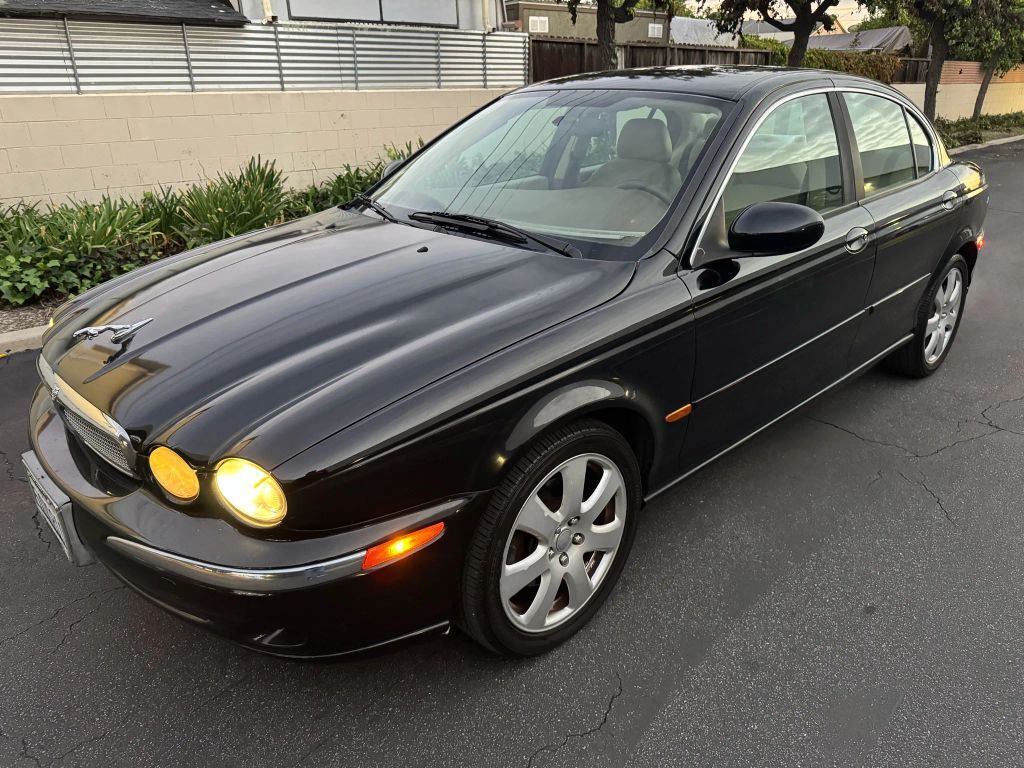 Jaguar X-Type