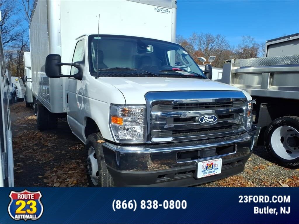2026 FORD E-450