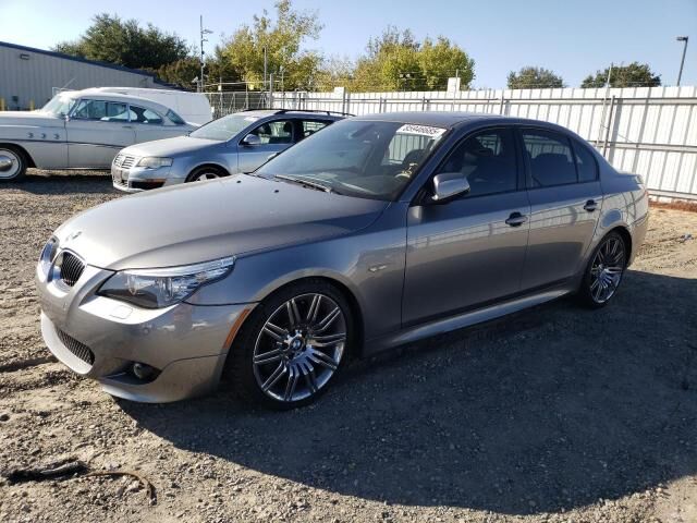 BMW 550i