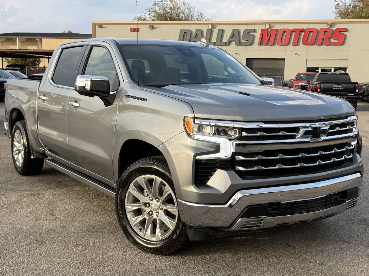 2023 CHEVROLET Silverado