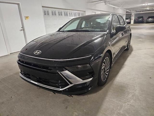 2025 HYUNDAI Sonata