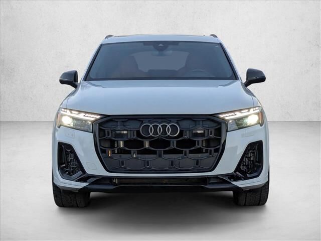 2025 Audi SQ7