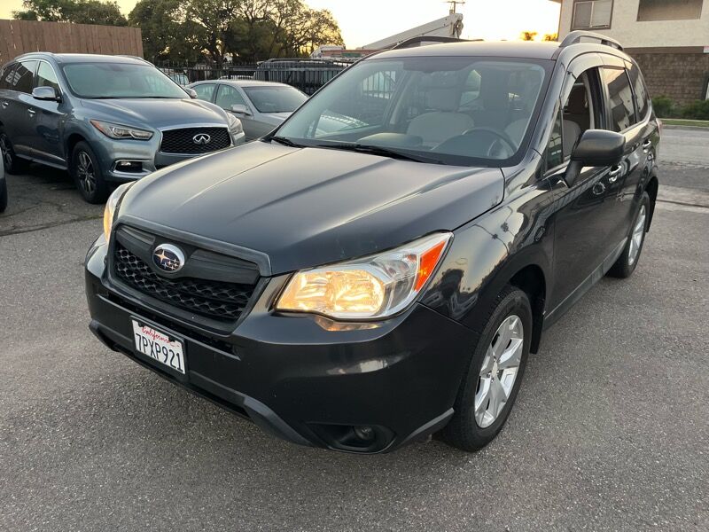 2016 SUBARU Forester