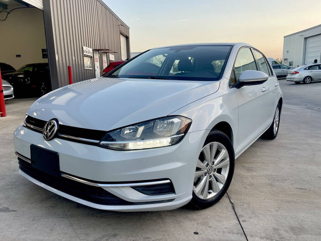 2021 VOLKSWAGEN Golf