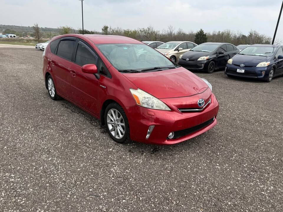 Toyota Prius V