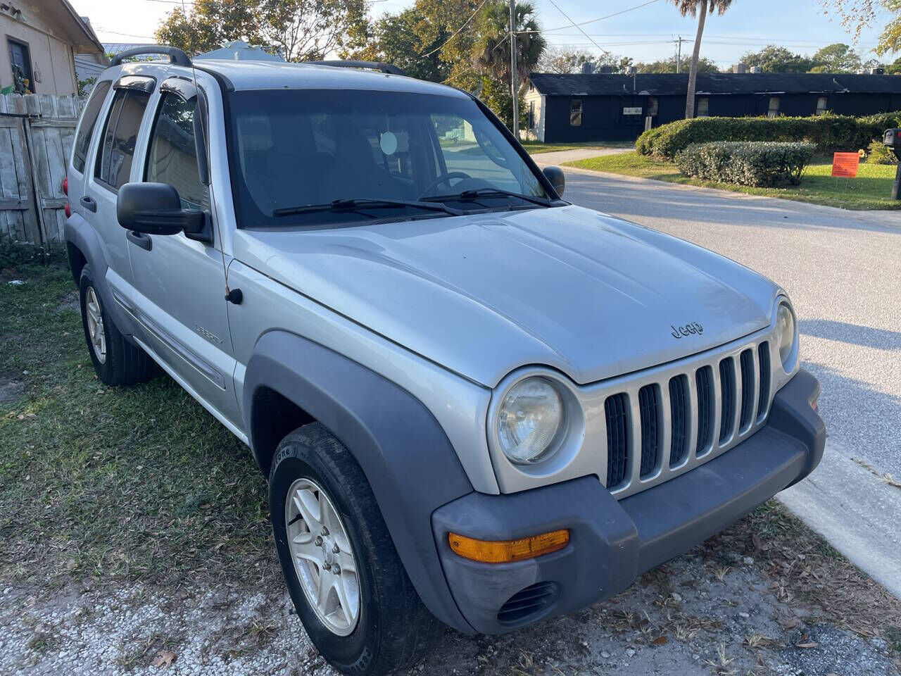 2004 JEEP Liberty