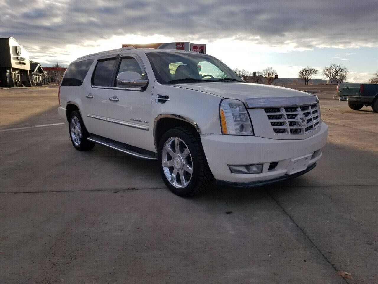 2011 CADILLAC Escalade