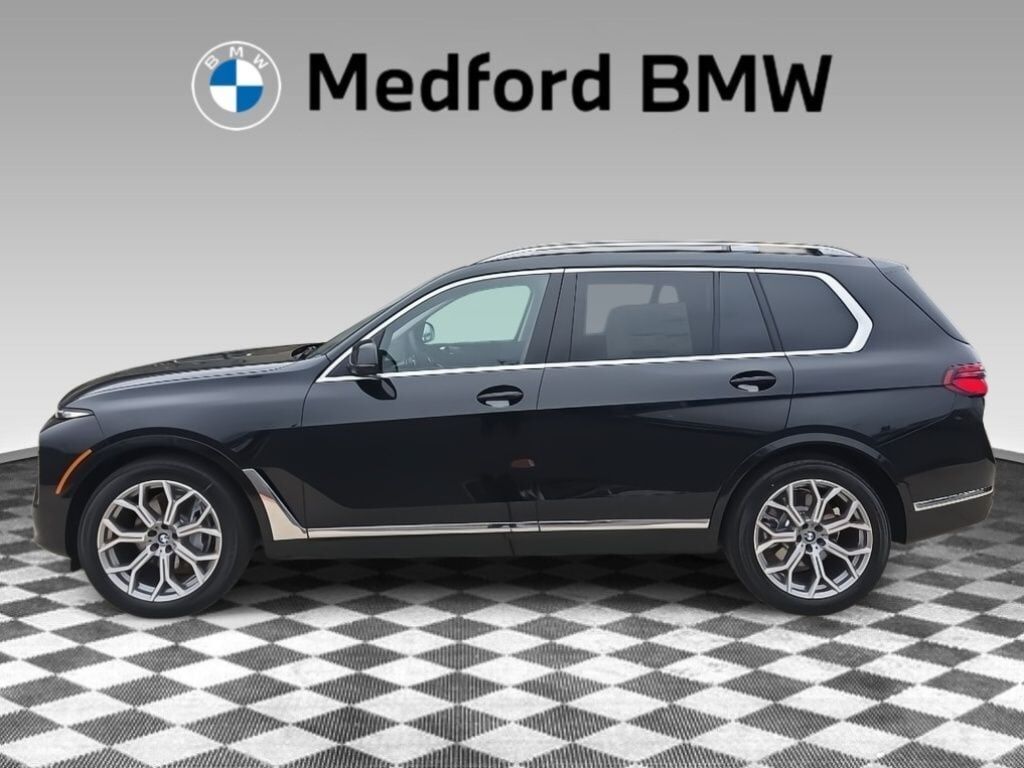 2026 BMW X7