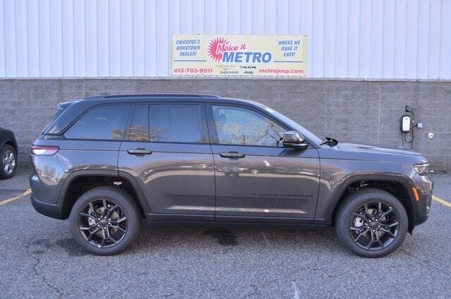 2025 JEEP Grand Cherokee