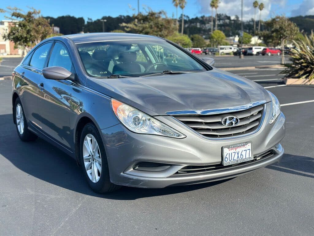 2012 HYUNDAI Sonata