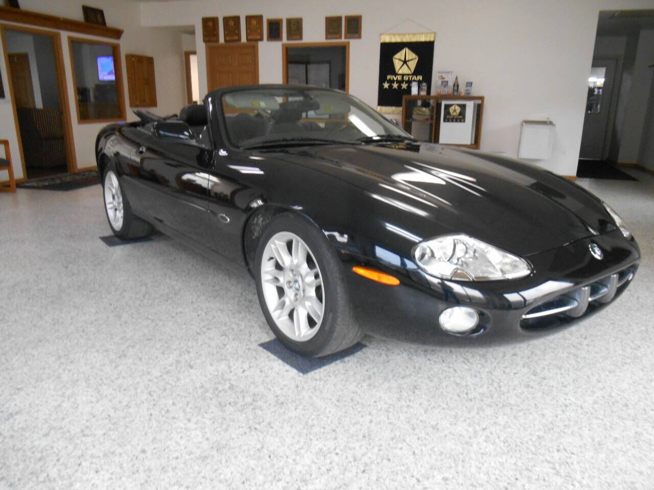 2002 JAGUAR XK8