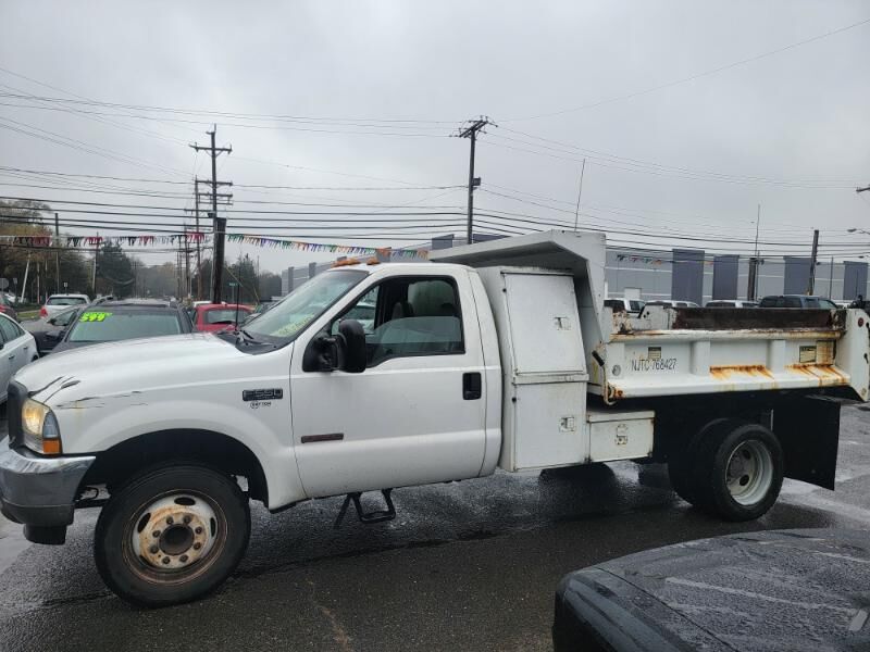 2003 FORD F-550