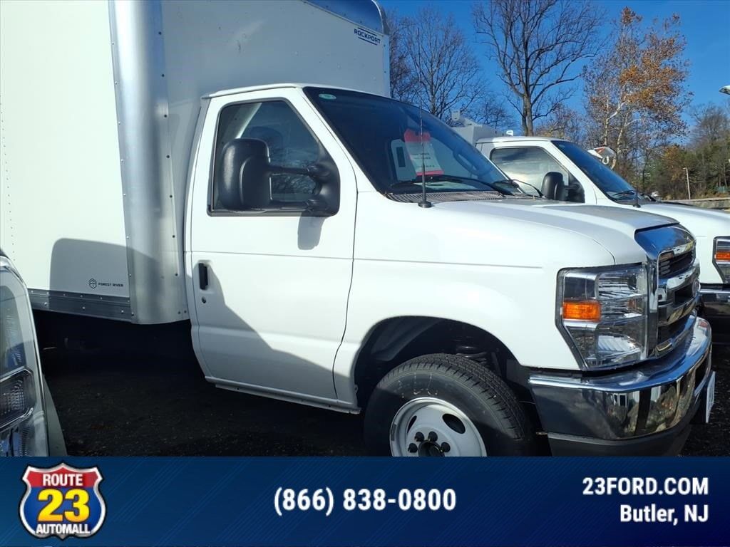 2026 FORD E-450