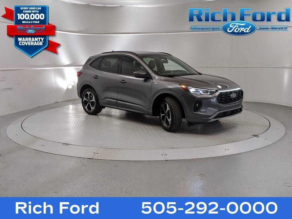 2024 FORD Escape