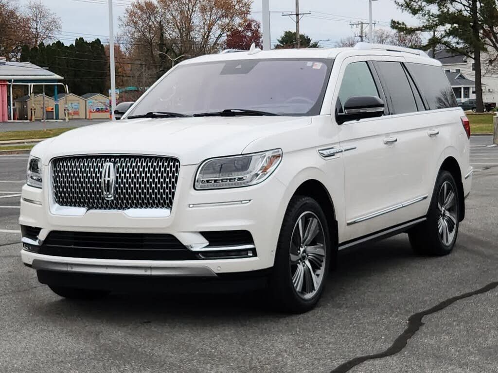 2019 LINCOLN Navigator