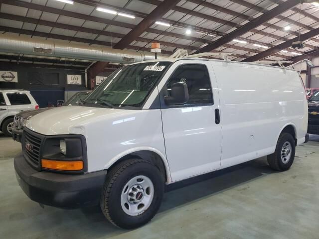 GMC Savana