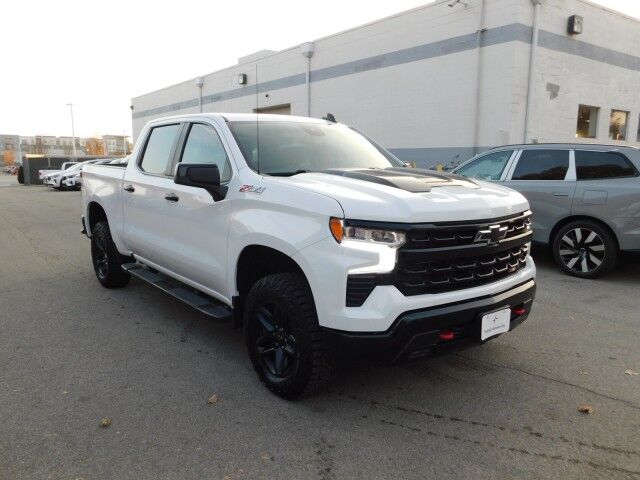 2024 CHEVROLET Silverado