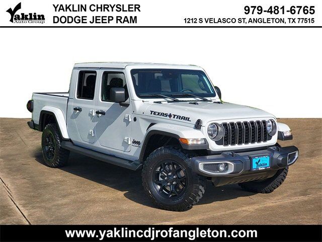 2025 JEEP Gladiator