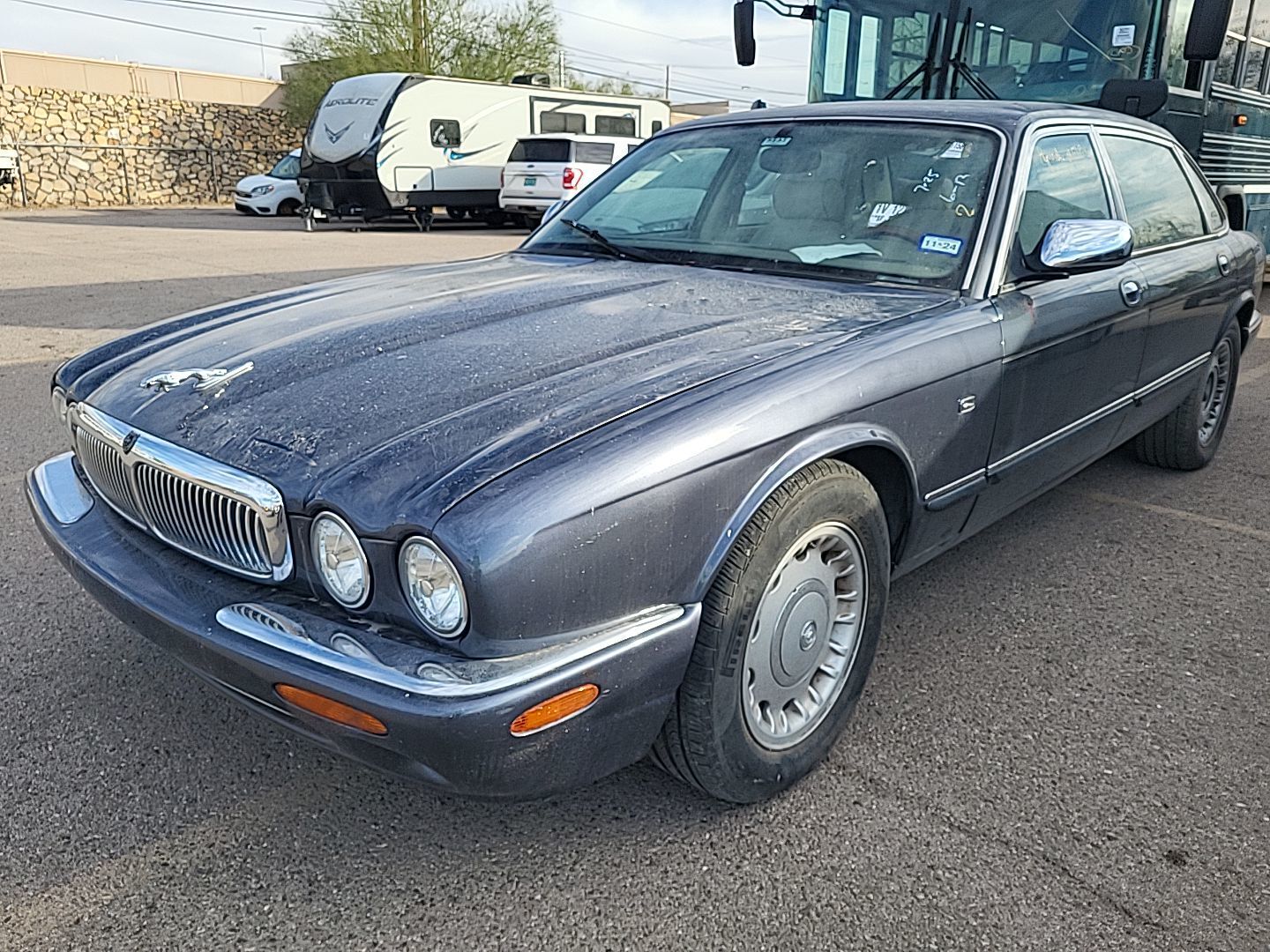 Jaguar Vanden Plas