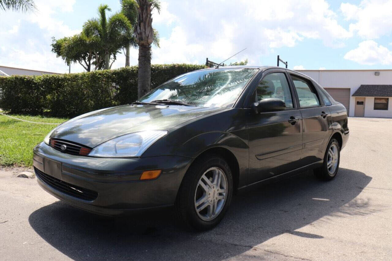 2001 FORD Focus