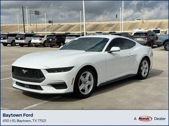 2026 FORD Mustang